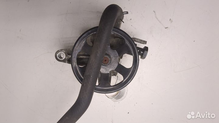 Гур Hyundai Genesis, 2013