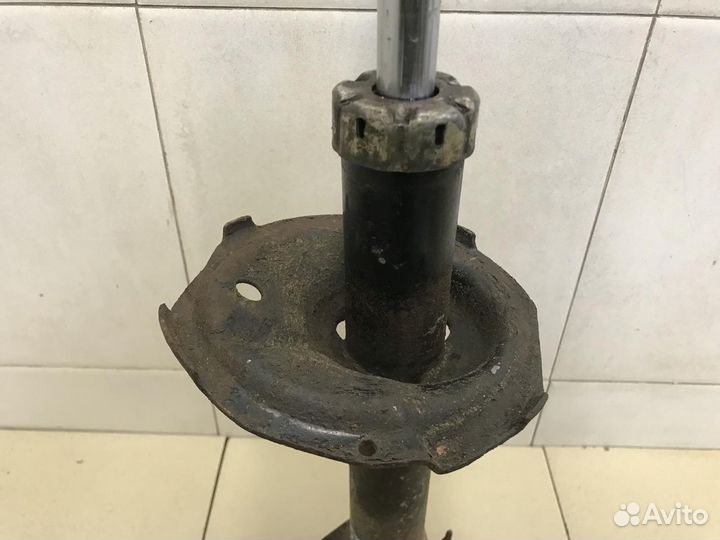 Амортизатор передний левый M2 (2010-1014)