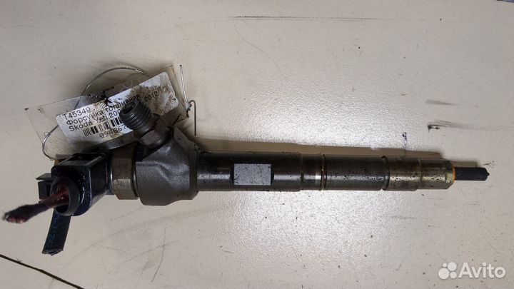 Форсунка топливная Skoda Yeti, 2012
