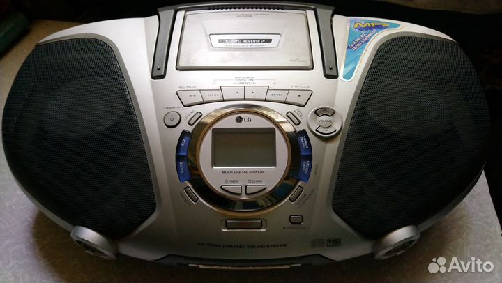 Магнитола LG LPC-LM735