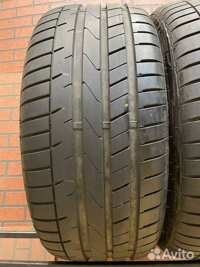 Starmaxx Ultrasport ST760 245/35 R20 95W