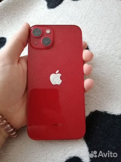iPhone 13 128 red