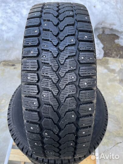 Yokohama Ice Guard Stud IG55 205/70 R15 96Q