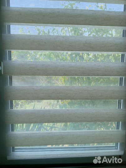 Жалюзи и рулонные шторы на окна