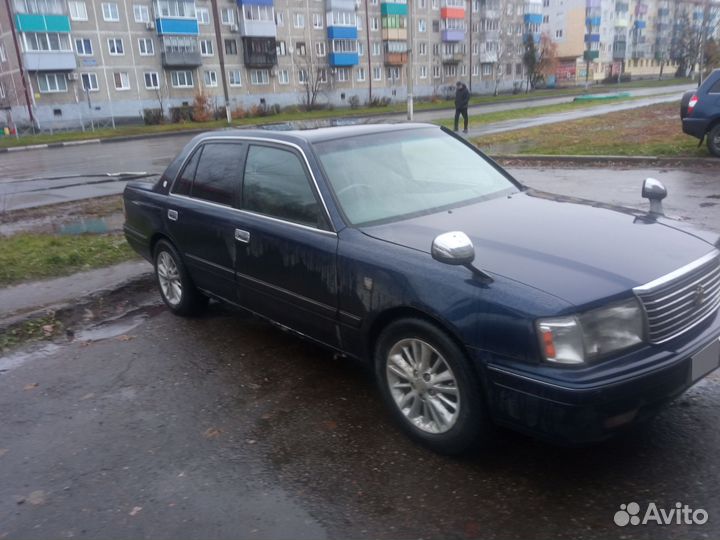 Toyota Crown 2.0 AT, 2000, 274 053 км