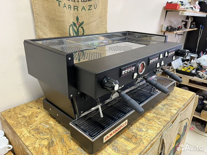 Кофемашина la marzocco linea