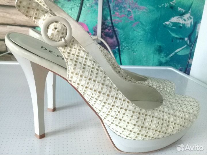 Босоножки (р-р 39)