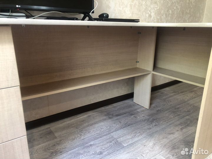 Письменный стол б/у