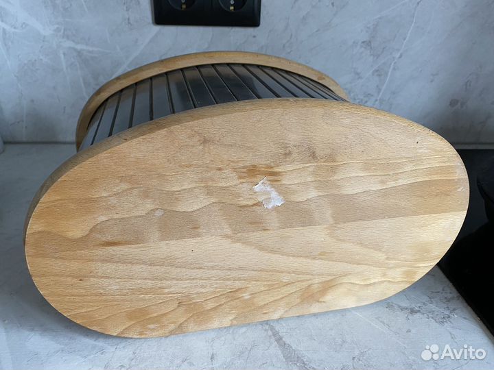 Хлебница деревянная