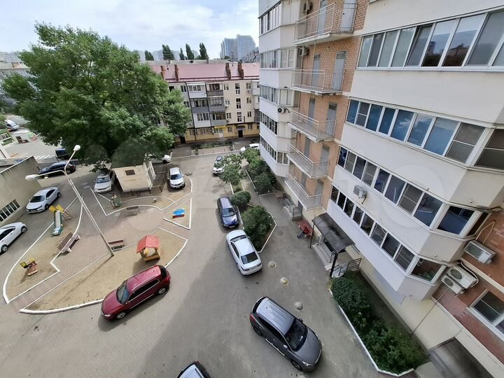 2-к. квартира, 85 м², 5/16 эт.