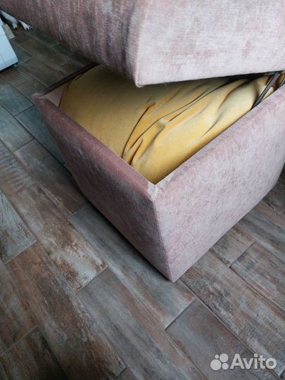 Пуфик с ящиком