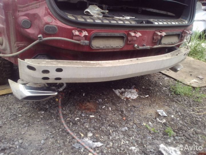 Усилитель бампера Lexus NX