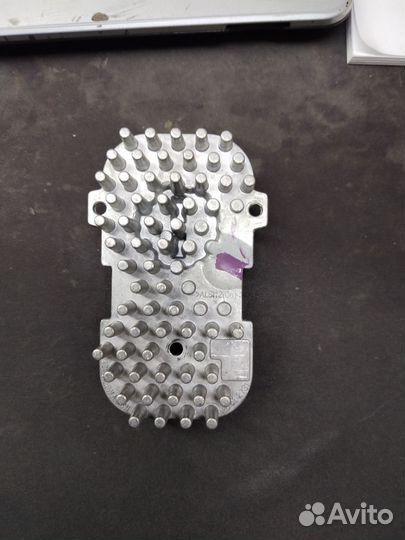 Ежик в фару BMW F25