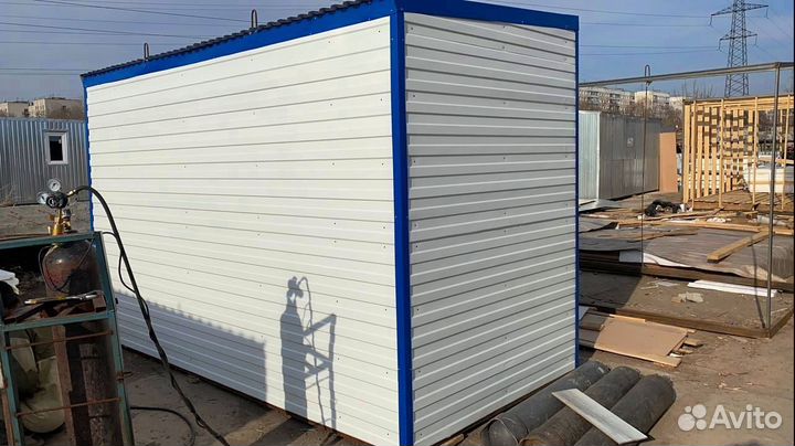 Бытовка строительная для проживания 2,4м*2,4м