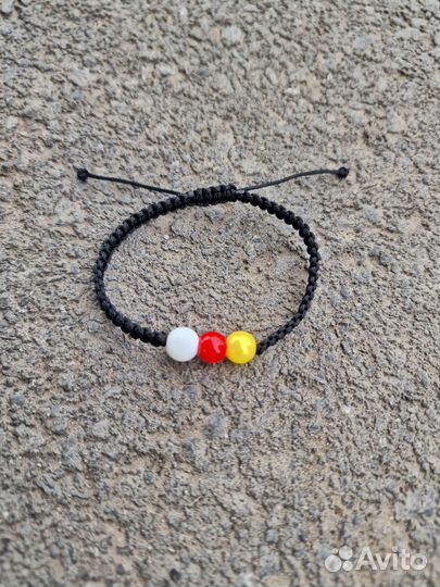 Браслет красная нить