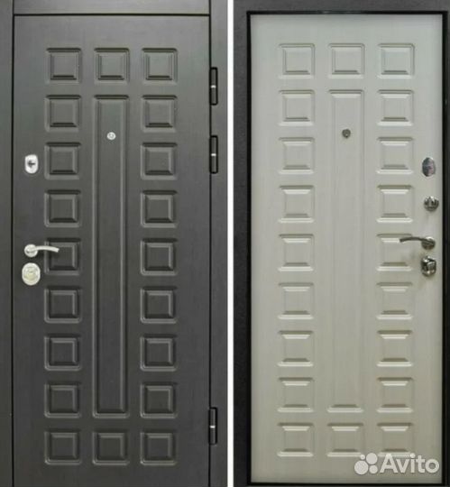 Входные двери с зеркалом