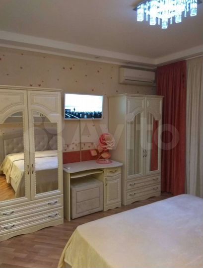 2-к. квартира, 75 м², 1/10 эт.