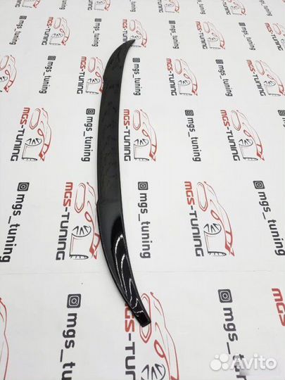 Спойлер на BMW X4 G02 в стиле X4M Черный глянец