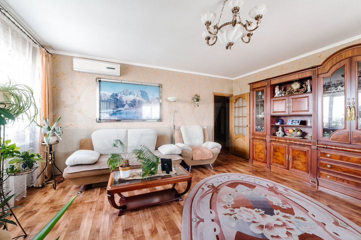 4-к. квартира, 143,7 м², 7/14 эт.
