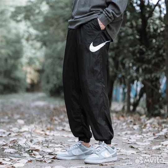 Спортивные штаны Nike