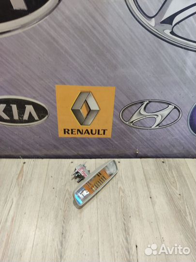 Зеркало салона Renault kaptur