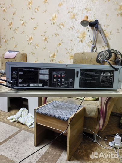 Видеомагнитофон +dvd hi fi