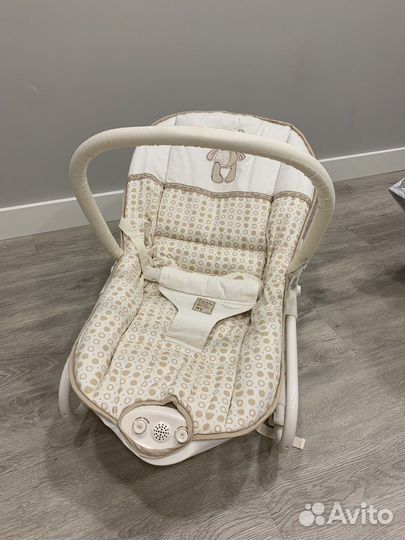 Шезлонг детский с вибрацией