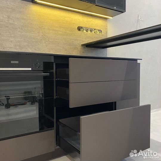 Кухни под ключ с рассрочкой. Своя фабрика