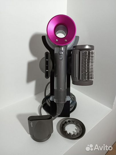 Серый стиль: Dyson HD 15