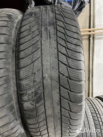 Bridgestone Blizzak LM-001 225/60 R18 104H