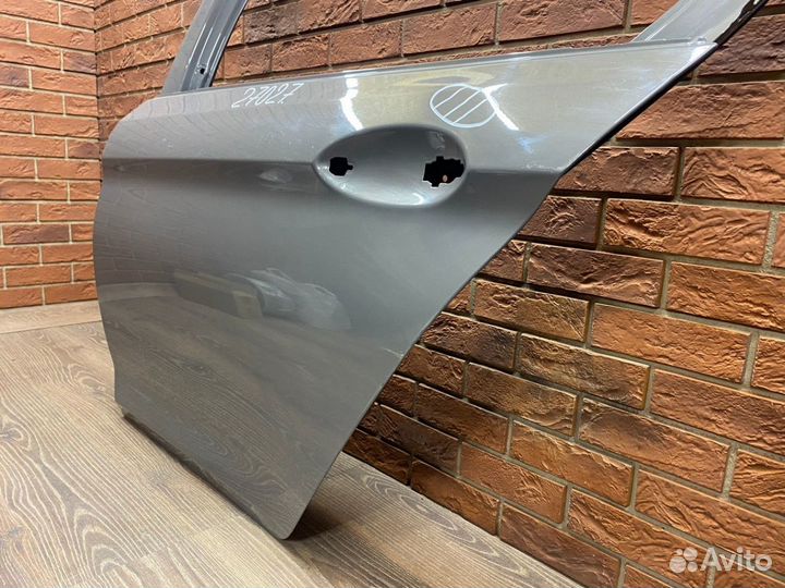 Дверь задняя левая BMW 5-Series/M5