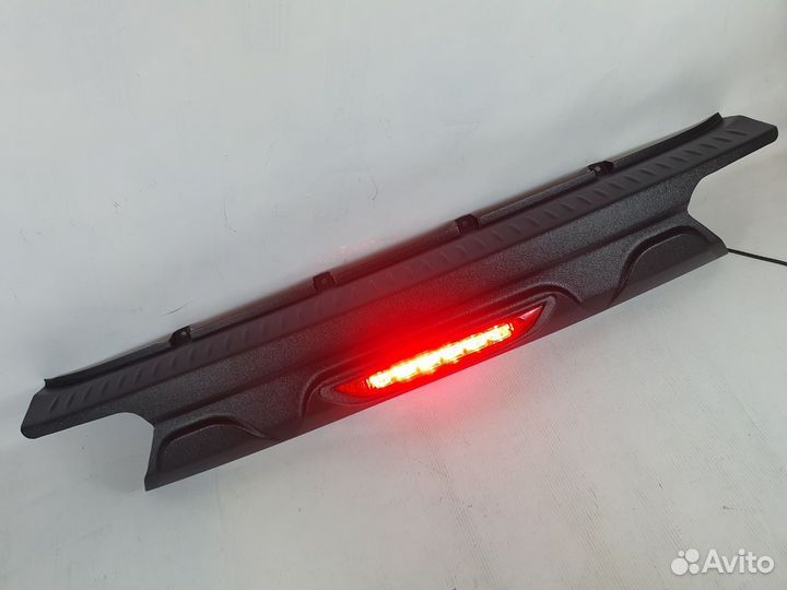 Накладка заднего бампера с птф на Ларгус