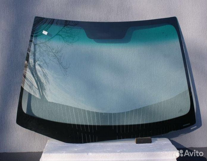 Стекло лобовое Hyundai i30