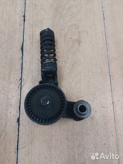 Натяжной ролик приводного ремня Opel Corsa C