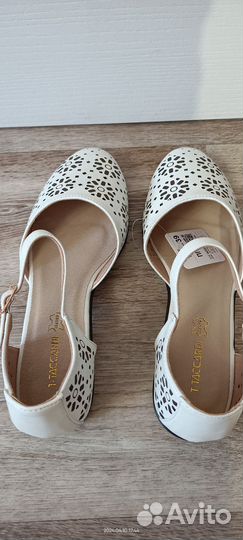 Босоножки женские 39 размер новые