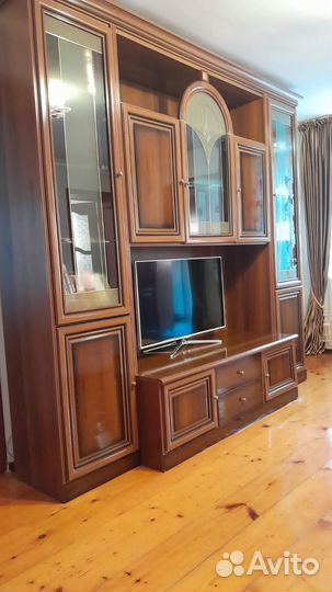 Шкаф стенка