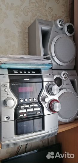 Музыкальный центр