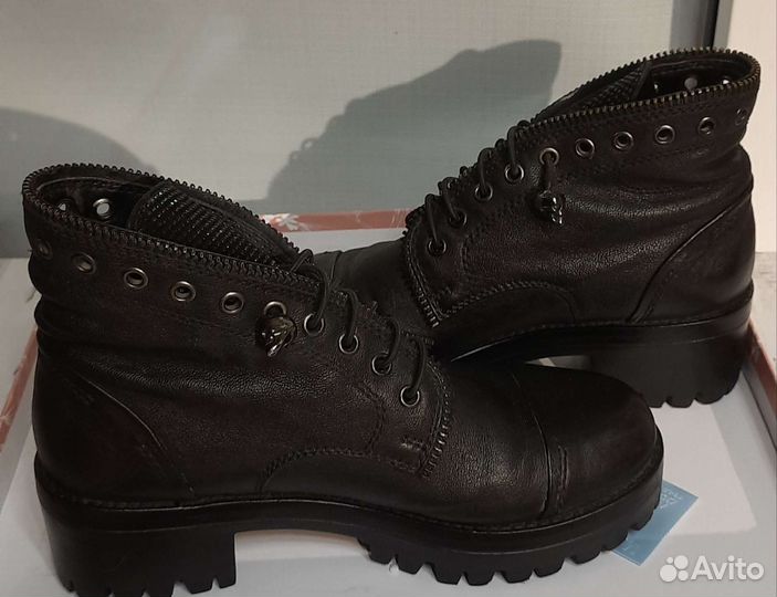 Ботинки брендовые женские 38 размер