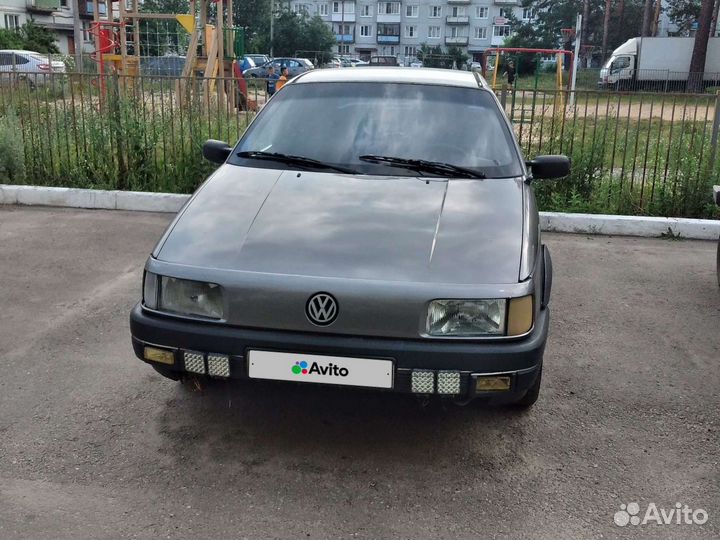 Volkswagen Passat 1.8 МТ, 1990, 350 000 км