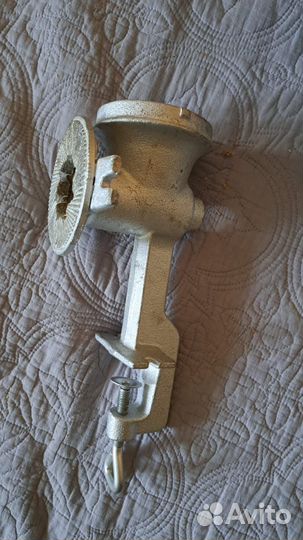 Жерновая мельница Corona 500 для солода