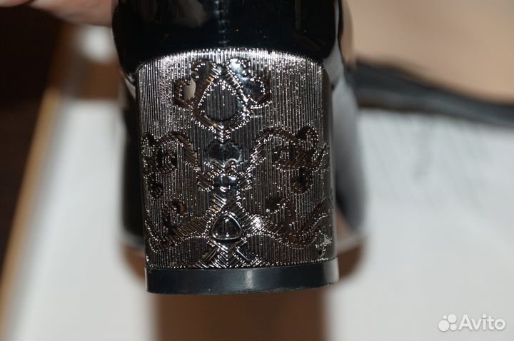 Лакированные туфли женские beratroni