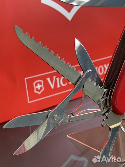 Нож Victorinox 1.4713 Fieldmaster Red новый