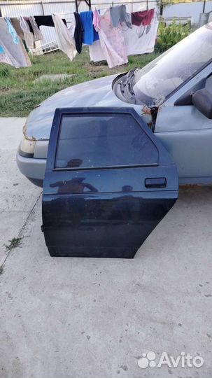 Продаю дверь на ваз 2110 задняя левая