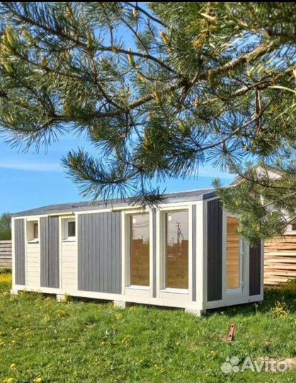 Бригада строителей