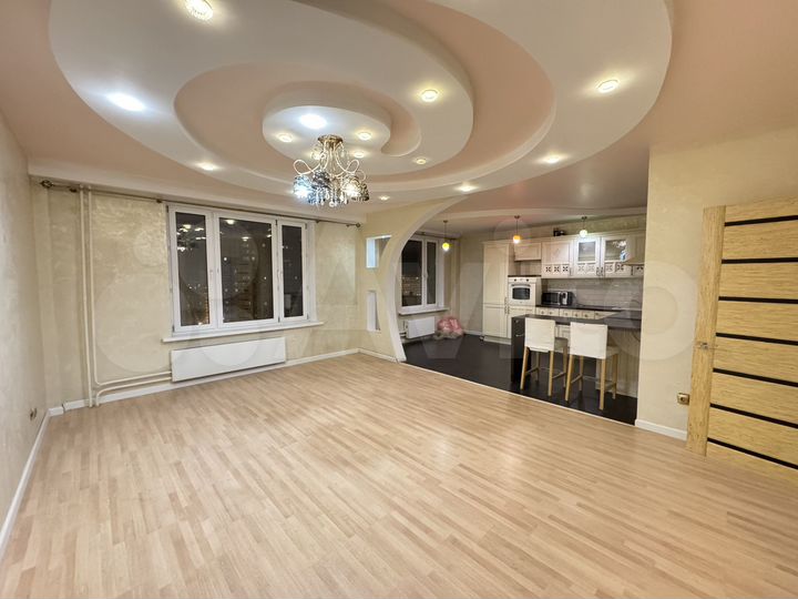 3-к. квартира, 83 м², 15/16 эт.