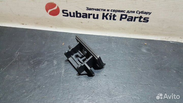 Кронштейн боковой накладки правый Porsche Cayenne