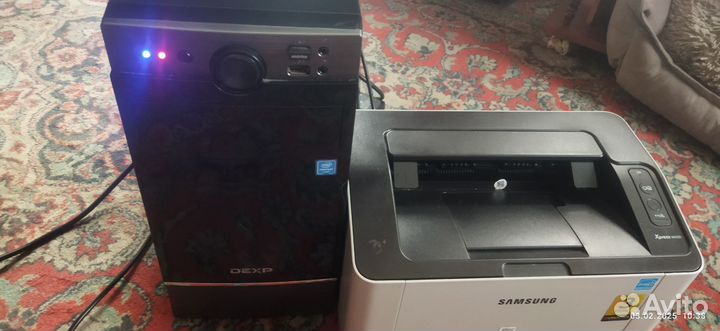 Компьютер с принтером