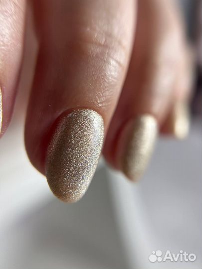 Маникюр с покрытием гель-лак