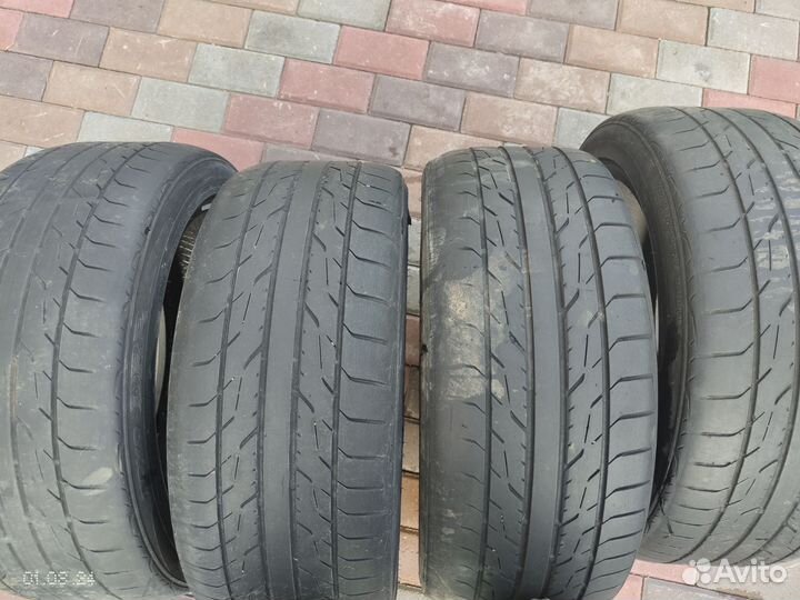 Toyo DRB 225/45 R17