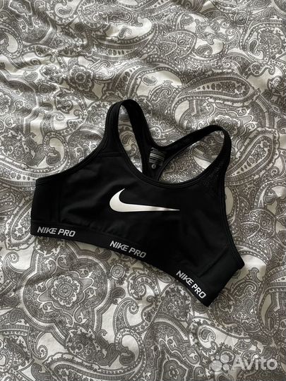 Спортивный топ nike оригинал